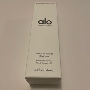 ALO Yoga Enzyme Facial Cleanser